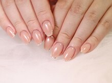 リアンジェ(Lianje)/先端ラメで上品オフィスネイル