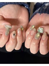 アトリエヨル(atelier yol)/左手の親指