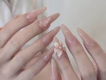 ビジューネイル(bijou nail)/