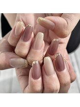 グリーディ(greedy)/金箔ネイル