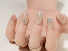 キラキラホイルネイル