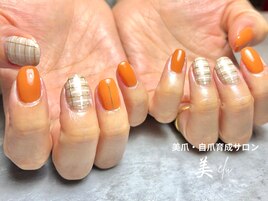 チェックネイル