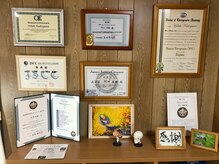 施術室・テーブル