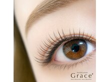 ネイル アンド アイラッシュ グレイス(Grace)の雰囲気(マツエクフラットマットラッシュ(束感仕上げ)カラエクあり)
