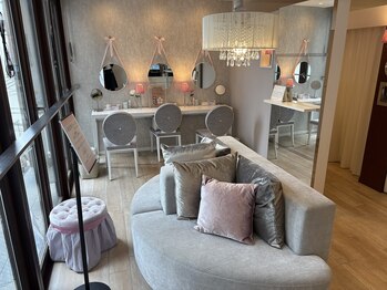 ラヴィーチ 表参道店