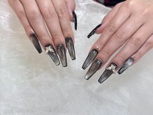 リリア(Riria)/ブラックマグネットネイル