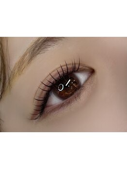 ナチュラル上品な目元にしたい