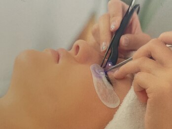アトリエ ミニョン(Atelier Mignon.)の写真/≪最新技法LEDマツエク導入♪≫プラス1100円でLEDに変更できます！まつ毛のお悩みも解決!!