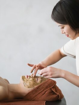 サロン ド レナ(Salon de LENA)の写真/夏の紫外線ダメージを無かったことに！