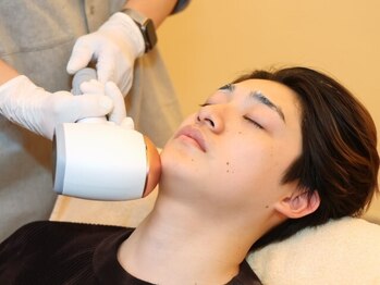 ハマザキ 東店(HAMAZAKI)の写真/【富山市NEWOPEN！】男の身だしなみが月1回1時間で整う◎眉毛パーマ＋フェイス脱毛＋ホワイトニング￥9900