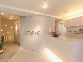 サロン ド マージ(salon.du.magie)/受け付けエントランス