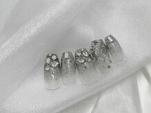 プティ アイビューティ 京橋店(peTiT eyebeauty)/ビジューネイル　蝶　ワンホン