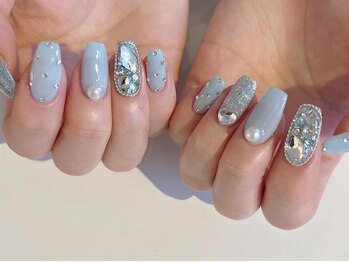 ネイリス(nailiss)の写真/並木通りにたたずむ隠れ家サロン♪トレンドに合わせたアートでセンス抜群のデザインをお届けします◇