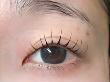 サインポスト 池袋東口店(sign post)/短めまつ毛でも映えるUカール