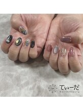 てぃーだ/ニュアンスネイル