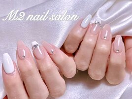 シンプルガーリーネイル