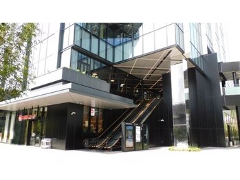 ピピ 鹿児島中央駅店(PiPi)/外観です！AMU WE 2階