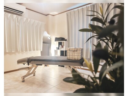トゥーアズ シャロン(to AZ SHARON)の写真
