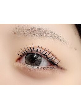 ボリュームのある目元にしたい