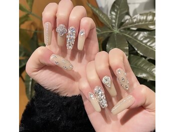 ジェイノヴァール(Jnovart)/