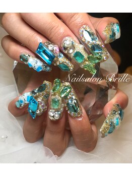 エスフィーネイルサロン ブリーユ(Esfy nailsalon Brille)/ゴテゴテネイル