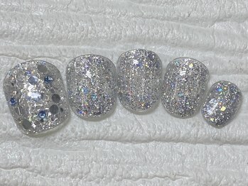 ハニービービー(Honey Bee Bee)/シルバードットネイル