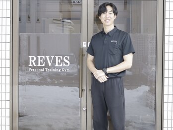 リーブス(REVES)/