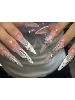 手描きアートが得意なサロン