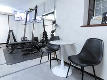 イントゥーナイン 表参道店(Into9)/個室ジム界隈の中では広い空間♪