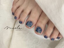 ミエレ(miele)/フットネイビー細フレンチネイル