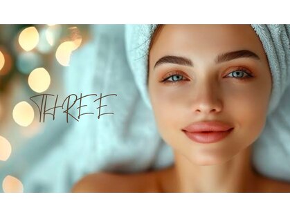 スリー(THREE)の写真