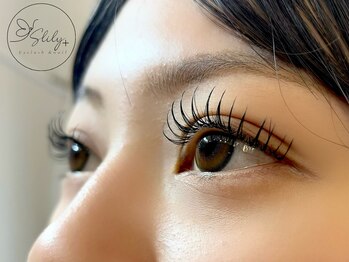 エスリリープラス(SLily+)/【マツエク/フラットラッシュ】