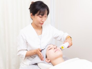 エンシサロンの写真/【当日予約OK】自分では難しいうなじや背中も丁寧にシェービング◎肌がワントーン明るくツヤツヤになる♪