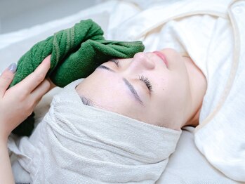 アミュレット(Amulette)/ホットタオル[ホワイトニング]