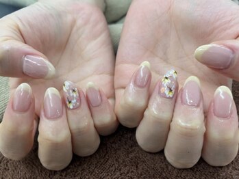 アイラッシュサロン マハロアンドフェスタ 麻布十番店(mahalo&Festa)/アート2本コース