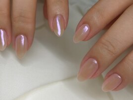 うる艶ミラーネイル/光る美しさ