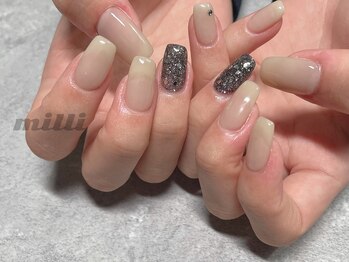 ミリネイルズ(milli nails)/ひと癖ネイル