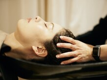 アンダーバー(11)の雰囲気(ヘッドマッサージで頭皮の凝りをほぐして血流促進【ヘッドスパ】)