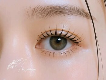 エム バイ プティパ 水戸内原店(M by petit-pas)の写真/【人気の韓国風束感デザイン】韓国アイドル風のぱっちり束感まつ毛に仕上げたい方にオススメ♪