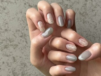 ツーバイ マックスビューティー 下北沢(2by MAX BEAUTY)の写真/【下北沢駅すぐ◎】初回他店オフ無料&当店オフはずっと無料♪隙間時間に大人可愛い理想の指先へ☆
