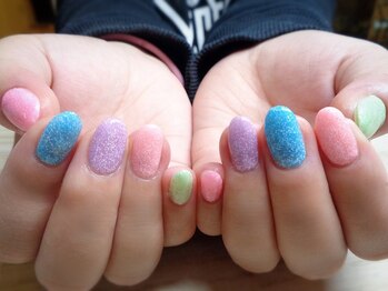 アミュリー ネイル アトリエ(Amury nail atelier)/ネオン トレンド アシメ 大人