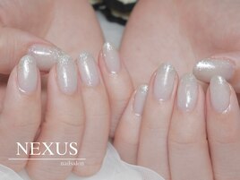 似合わせ♪ほんのり水色ネイル