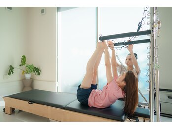 Nピラティス つくば店/反り腰改善でキレイな姿勢！