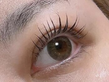 ツキ 高槻店(tuki)の写真/モチの良さにリピーター様続出中！丁寧なカウンセリングと一人一人の目の形に合わせた施術でモチも抜群♪