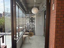 ダズ バイ ウノ(dos.by uno)の雰囲気（レンガの建物2Fです＾＾）