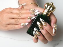 ミスターネイルアート68(mr.nail.art68)の雰囲気（ラグジュアリーで色気あふれるストーン贅沢にあしらったデザイン）
