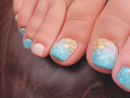 夏に向けてのフットネイル