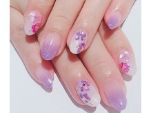 カラン 焼津店(CALIN)/フラワーシェルネイル