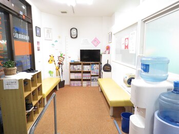 富士見台ファミリー整骨院/待合室