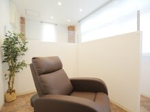 シュシュ(Chou Chou)の雰囲気（ふかふかのリクライニングソファーでごゆっくりどうぞ♪）